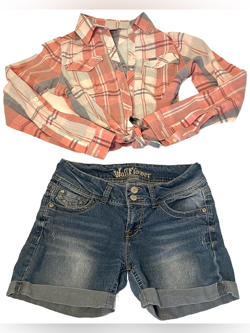 Wallflower Cuffed Jean Shorts Size 9 Mid Rise